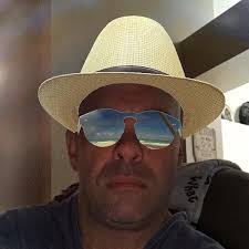 Treehouse Boy : Haddock, Sandra, Thayer, John R: Amazon.in: Books