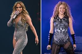 Shakira kicked things off, dressed in glittering red peter dundas with a veritable army of female dancers at her command. Jennifer Lopez Shakira To Headline 2020 Super Bowl Halftime Show