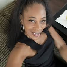 Diddy's twins, 17-year-old D'Lila and Jessie Combs, looking amazing for  their senior prom 💫 🎉