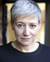 Alex Murdoch's Instagram, Twitter & Facebook