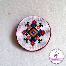 Itiraf Ediyorum Ihmalkar Degil Sanatkarim Bu Otantik Desen Ihtiva Eden Etamin Bros Sahidimdir Herkeslere Selamlar Kece Kece Desenler Kanavice Dikis Ornegi