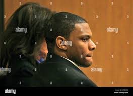 Loren Wade's Instagram, Twitter & Facebook