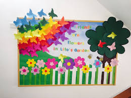 Bulletin Boards Friends Are Flowers In Life S Garden School Preschool Kindergarte School Board Decoration Spring Bulletin Boards Elementary Bulletin Boards