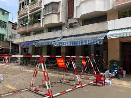 Khi vào đã nhập cảnh vào việt nam, bệnh nhân 1440 di chuyển bằng xe máy và bằng thuyền tới thành phố tân an (tỉnh long an). C U9ukzns92i3m