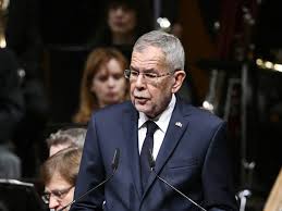 Lesen sie 10 wochen die taz und bekommen dazu „die falschen freunde der. Osterreich Feierte 100 Jahre Republik Bundesprasident Mit Klaren Worten An Regierung Sn At