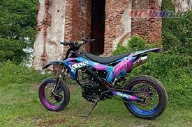Vixion street fighter 2 ~ ishare. Modifikasi Yamaha Vixion 2014 Tampil Jadi Supermoto Untuk Kado Istri Otoinfo Id