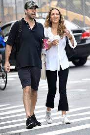 Zoë buckman in her new york studio. David Schwimmer Reunites With Wife Zoe Buckman For Coffee Two Years Are They Announcing Split Daily Mail Online