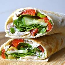 Greek Salad Wraps With Roasted Red Peppers Wraps Rezept Rezepte Kochrezepte