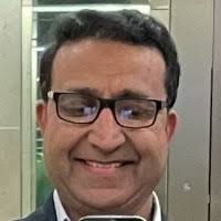 20+ profilů „Anwar“