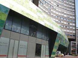 C C Porte Jeune A Mulhouse Alsace Tole Perforee Perf Design Situes Aux Pieds De La Tour De L Europe A Mu Tole Perforee Architecture Tole Perforee Decorative