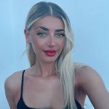 Danielle Atkinson (@danielleatkinsonxox1)