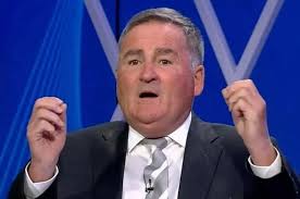 🤨 Disgraced former Sky Sports presenter Richard Keys has dismissed #LFC as  an "average" team and believes they are