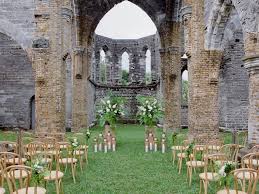 21 Of The Dreamiest Wedding Venues In Bermuda Wedding Venues Wedding Honeymoons Honeymoon Spots