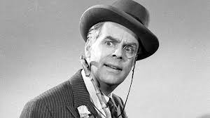 Who is Ian Carmichael dating? Ian Carmichael girlfriend, wife