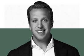 Robert Quick's Instagram, Twitter & Facebook