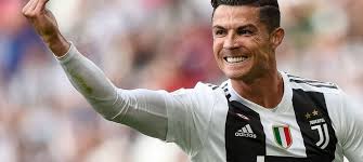 Cati ani are leo messi / lionel messi in 2021? De 116 Ani Nu S A Mai Intamplat Asa Ceva La Juventus Cum Va Arata Echipamentul Purtat De Cristiano Ronaldo In Sezonul Viitor Sport Ro