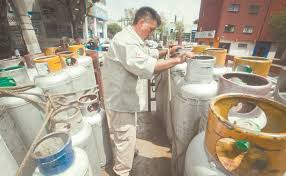 It is increasingly used as an aerosol propellant and a refrigerant, replacing chlorofluorocarbons in an effort to reduce damage to the ozone layer. O9ylbfdgq8z1mm