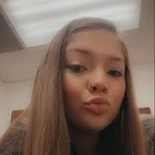 Amber Byrum's Instagram, Twitter & Facebook