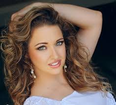 Laura Mcdowell's Instagram, Twitter & Facebook