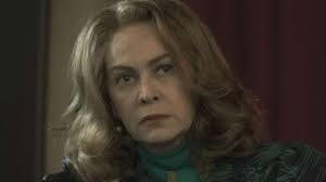 Elena Sofia Ricci è Giulia Spizzichino nella sua battaglia contro il boia  delle Fosse Ardeatine