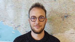 Grégoire David, chimiste, travaille sur le développement de méthodes pour  l'étude de propriétés magnétiques · BIENVENÜE