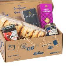 British Afternoon Tea Food Gift Box By World Market In 2021 Food Gift Box Food Gifts Gifts For Cooks