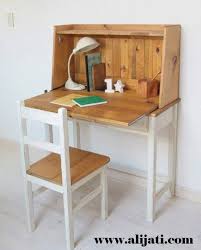 Sekarang kita memasuki daerah privasi atau ruang tidur kita. Spesifikasi Meja Belajar Simple Kayu Jati Modern