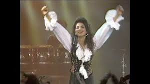 As featured on oye mi canto: Gloria Estefan Oye Mi Canto Into The Light Tour Live In Yokohama 1991