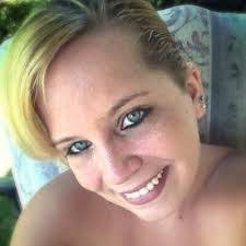 Shelly Grimes's Instagram, Twitter & Facebook