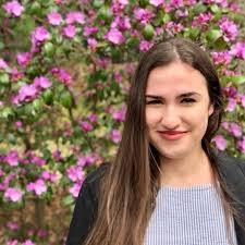 Hannah Simon's Instagram, Twitter & Facebook