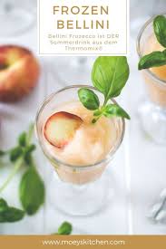 Frozen Bellini Oder Auch Bellini Frozecco Mein Neuer Sommerdrink Aus Dem Thermomix Rezept Thermomix Bellini Bellini Rezept