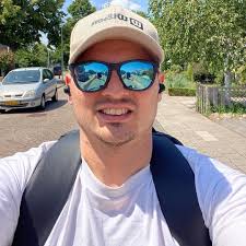 Stream Thomas Balogh music