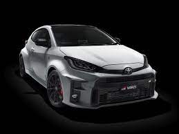 The 3 cylinder, double overhead camshaft naturally aspirated powerplant has 4 valves per cylinder and a volume of 1 litres. 2020 Toyota Yaris Xp210 1 0 69 Hp Cvt Technical Specs Data Fuel Consumption Dimensions