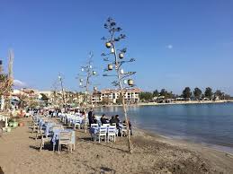 İlçe 36.7403906, 27.6933496 koordinatlarında bulunur. Datca Gezi Notlari Badem Cicegi Festivali Cokgezenadam Com