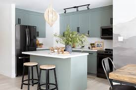 Bull restoration can design and build new or refinish your existing cabinets to meet your renovation goals and budget. What Is Kitchen Cabinet Refacing How Much It Costs The Home Depot Canada