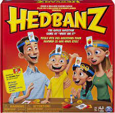6 headbands, 13 scoring badges, 69 picture cards, 3 sample question cards, 1 timer, 1 instruction sheet Amazon Com Hedbanz Quick Question Family Guessing Game For Kids And Adults Edition May Vary Toys Games