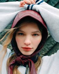 Caroline Beard (@carolinebeard__) • Instagram photos and videos