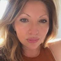 Victoria Belisle's Instagram, Twitter & Facebook