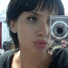 Stream the listening house by bente violet