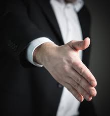 Wie Formt Und Pflegt Mann Die Fingernagel