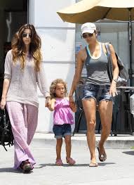 Halle berry's daughter recently learned a valuable beauty lesson — but at a pretty steep price. Halle Berry And Daughter Nahla Aubry Dine Without Gabriel Aubry Halle Berry Halle Berry Daughter Celebrity Kids