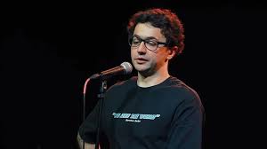 Стендапер идрак мирзализаде, на которого в июне напали в москве, получил тысячи добрых сообщений. Mochit Satiru V Rossii Obyavili Ohotu Na Komikov Ih Byut Sudyat I Zastavlyayut Emigrirovat