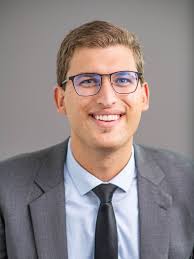 Meet the Physicians at Harborside Spine and Sports Center