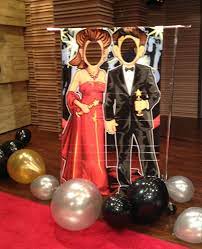 Be sure to hand out oscar ® party favors like golden statue trophies, backstage passes, and vip celebrity goodie bags! Red Carpet Party Decoration Ideas Oscar S Party On A Budget The Nest Blog Home Dec Red Carpet Party Decorations Hollywood Party Theme Red Carpet Party