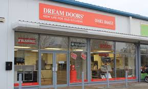 We design bespoke kitchens, available in 1000's of combinations, sizes and colours. Kitchens Beverley Hull Dream Doors Showroom