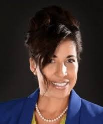 Jo Lynn's Instagram, Twitter & Facebook