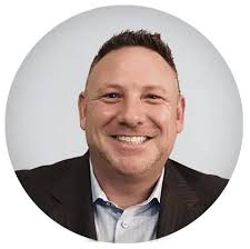 Thomas Paley's Instagram, Twitter & Facebook