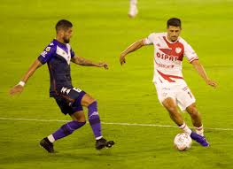 Phong độ vélez sarsfield và unión santa fe. Oibzmbuy6gix6m