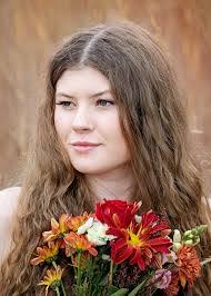 Linda Longwell's Instagram, Twitter & Facebook