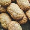 Made using egg whites, egg yolks, all purpose flour, sugar, salt and vanilla essence. 1